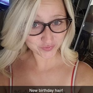 Meet your Posher, Jenn